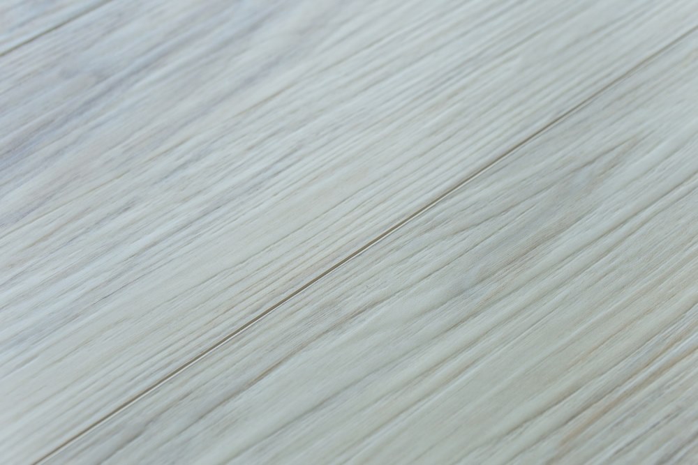 Замковая ПВХ плитка "Art Tile" Клён Жемчужный (1220*152*5 мм) — купить в Тамбове