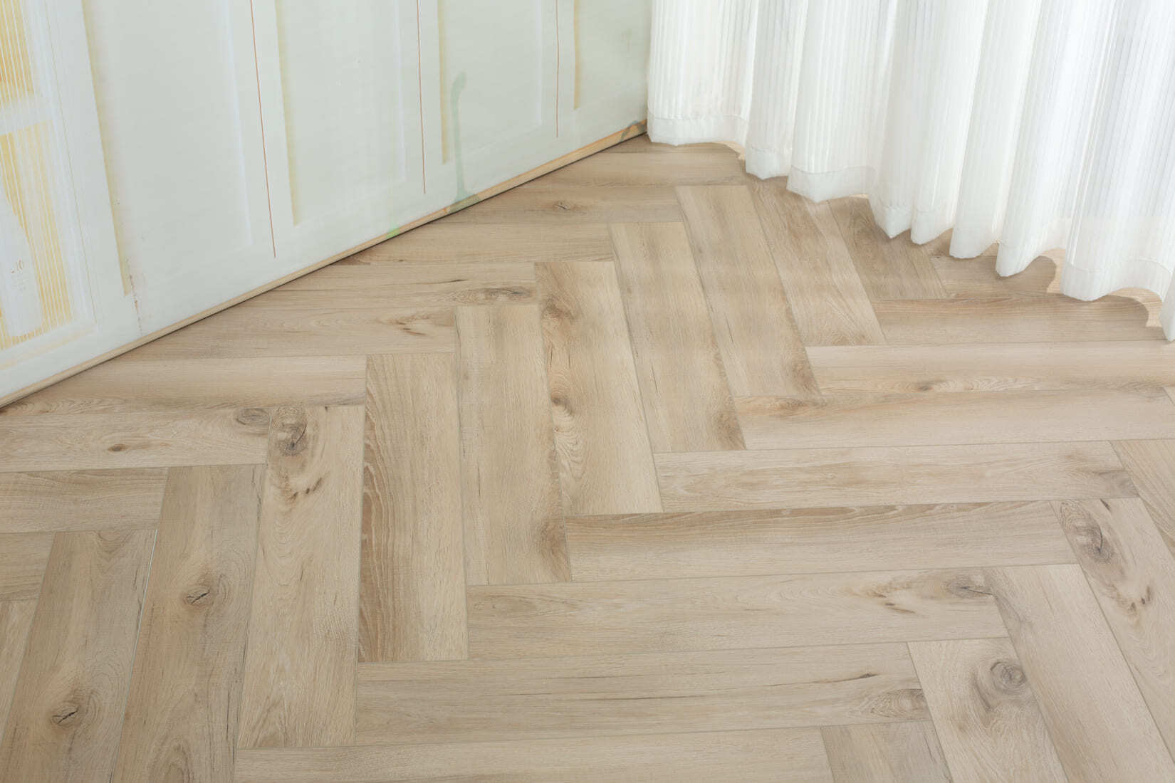 Плитка SPC "OneFloor" 3009 А,В  ЁЛКА (640*128*4 мм) — купить в Тамбове