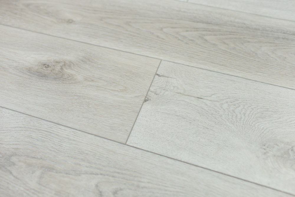 Замковая ПВХ плитка "Art Tile" Дуб Эдинбург (1200*183*6 мм) — купить в Тамбове