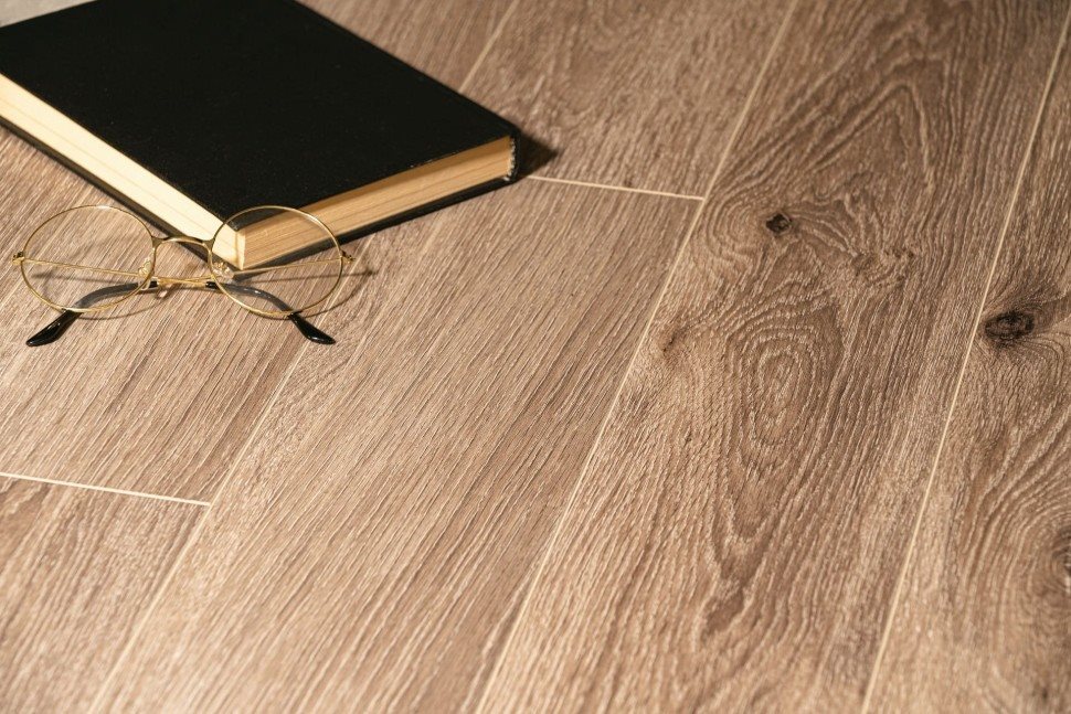 Виниловый ламинат "Bonkeel" Style Дуб Матира (1200*125*4 мм) — купить в Тамбове