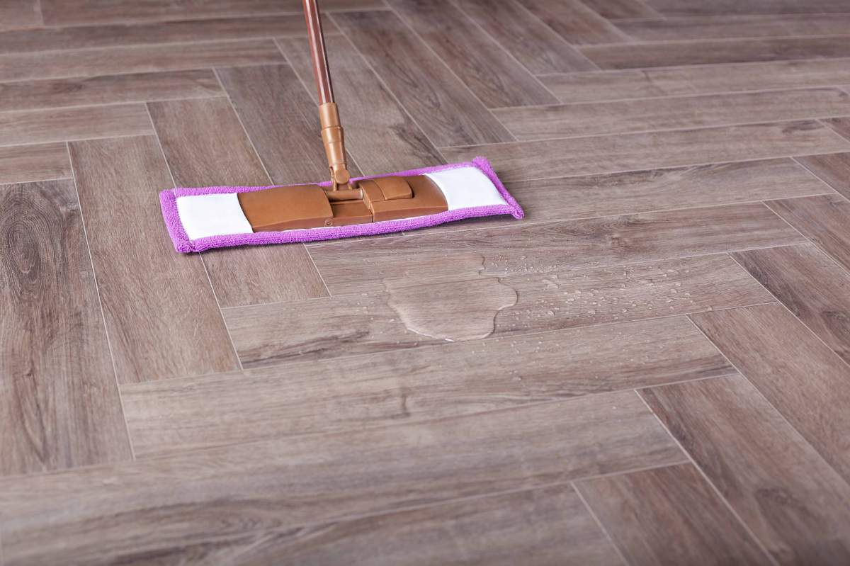 Замковая ПВХ плитка "Aberhof" Carmelita 1862 (615*123*5 мм) — купить в Тамбове