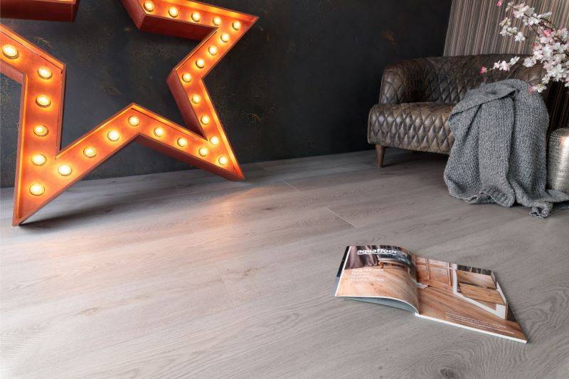 Замковая ПВХ плитка "Aquafloor" AF8022XXL (1800*228*8 мм) — купить в Тамбове