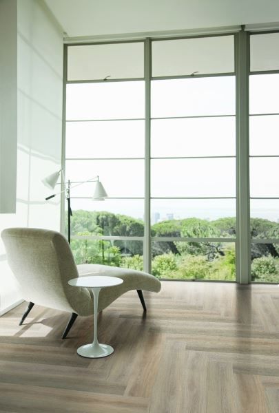 Кварцвиниловая плитка "LG" Орешник классический (1200*180*2 мм) — купить в Тамбове