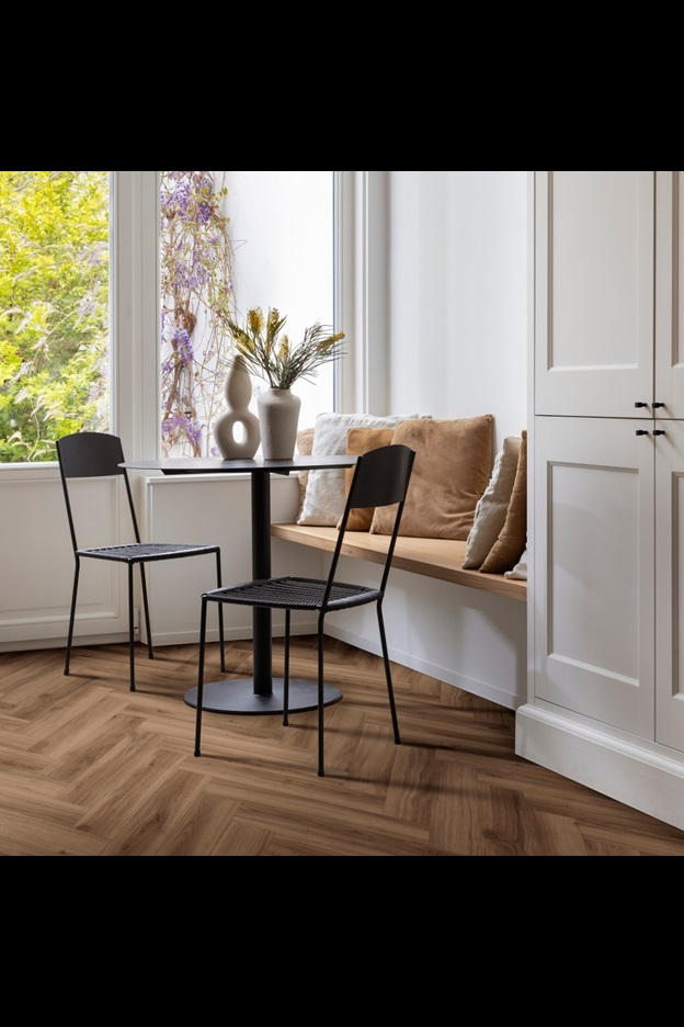 Замковая ПВХ плитка Classic Oak 24844 (630*126*6 мм) — купить в Тамбове