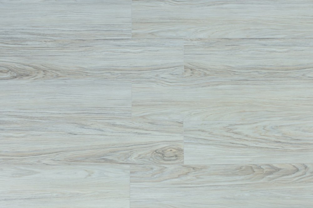 Замковая ПВХ плитка "Art Tile" Клён Жемчужный (1220*152*5 мм) — купить в Тамбове