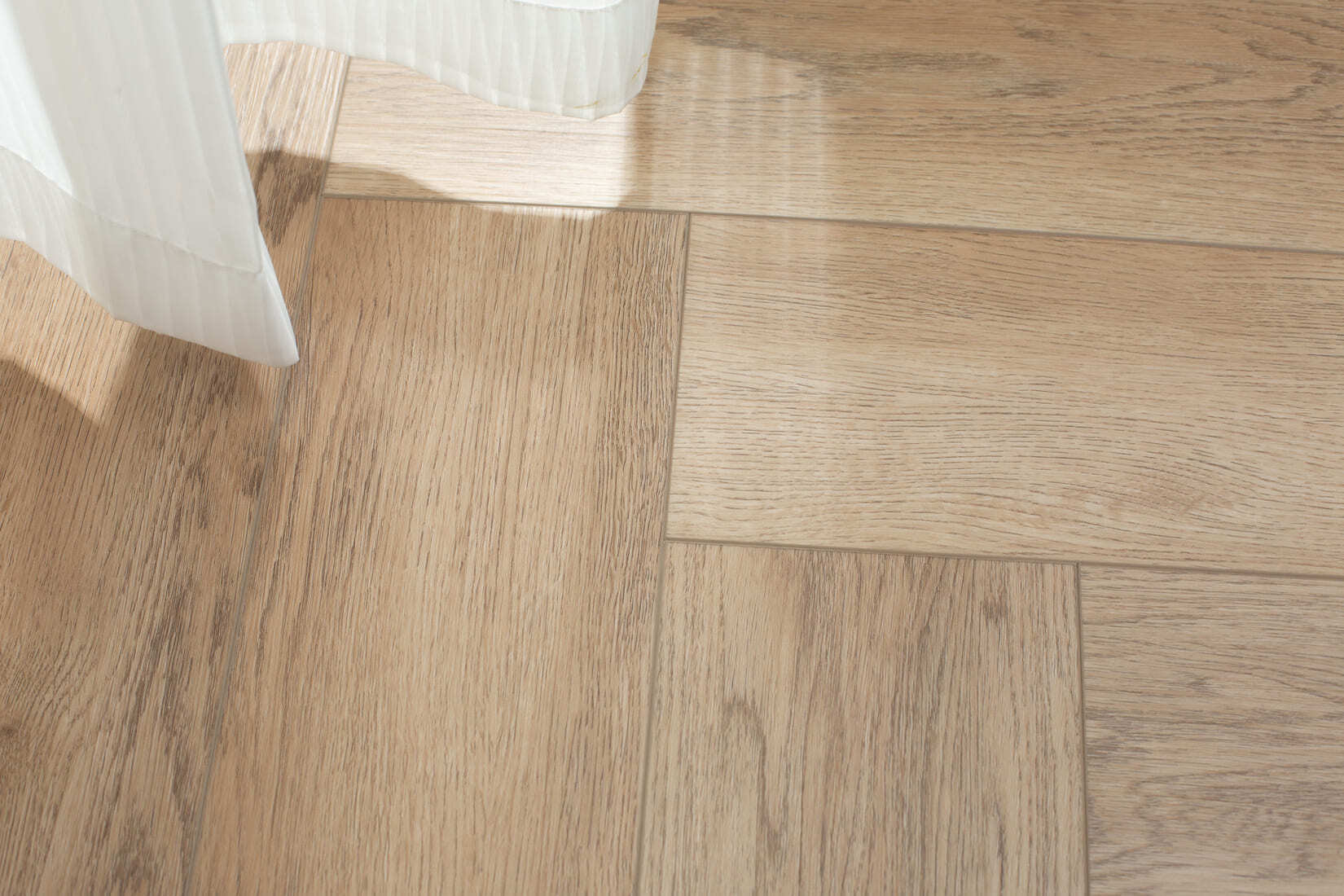 Плитка SPC "OneFloor" 3028 А,В  ЁЛКА (640*128*4 мм) — купить в Тамбове