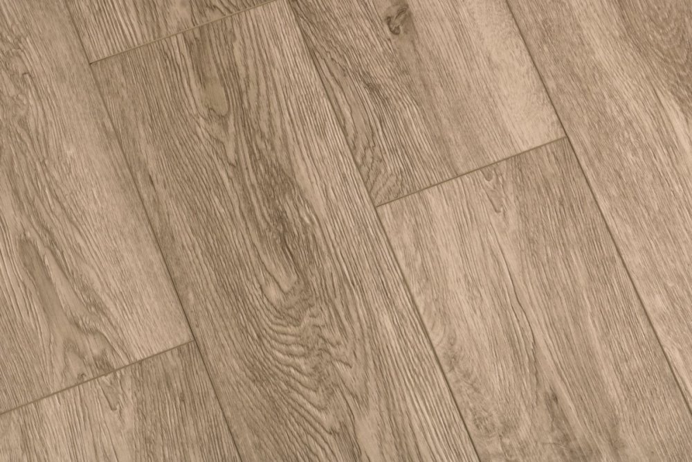 LVT плитка "Profield" Дуб Мадейра (915,4*152,4*2,5 мм) — купить в Тамбове